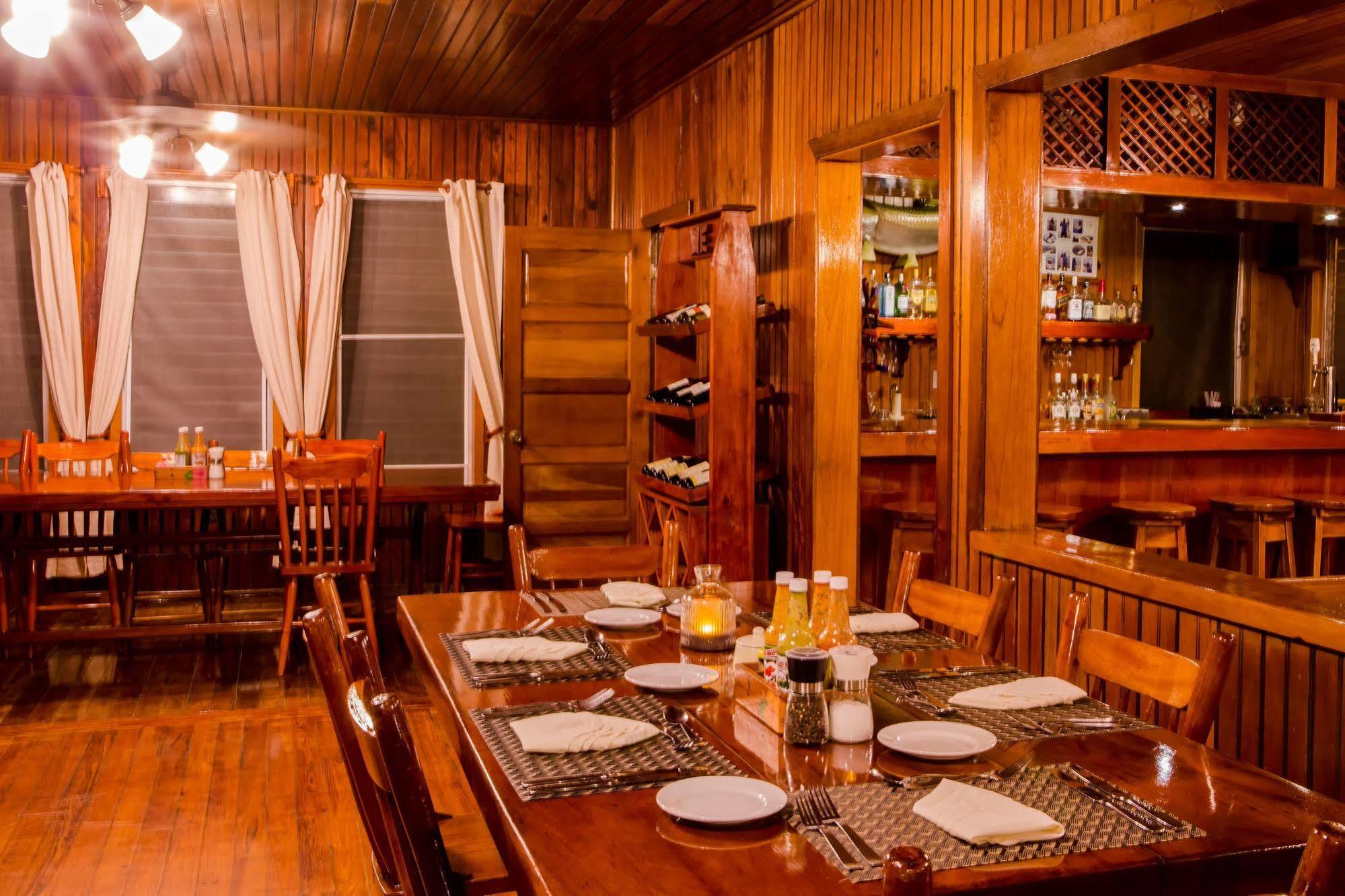 Turneffe Island Resort Turneffe Atoll エクステリア 写真
